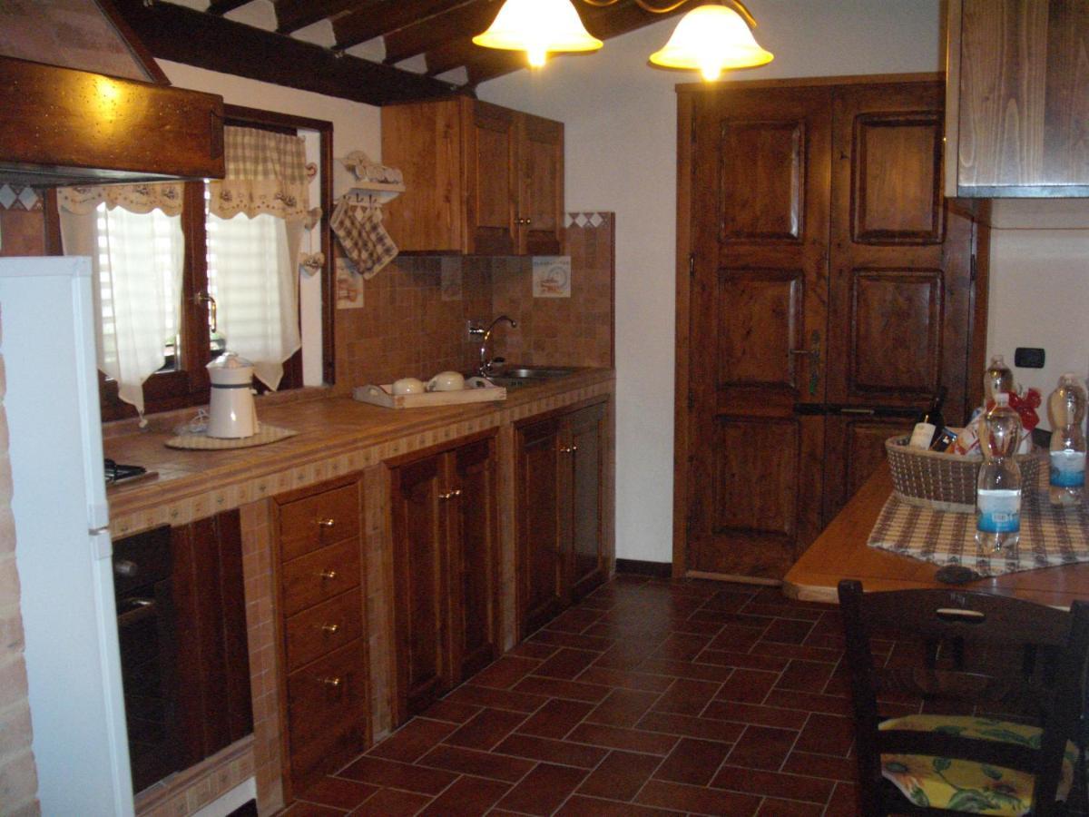 Agriturismo Casa Al Povero Volterra Exteriör bild